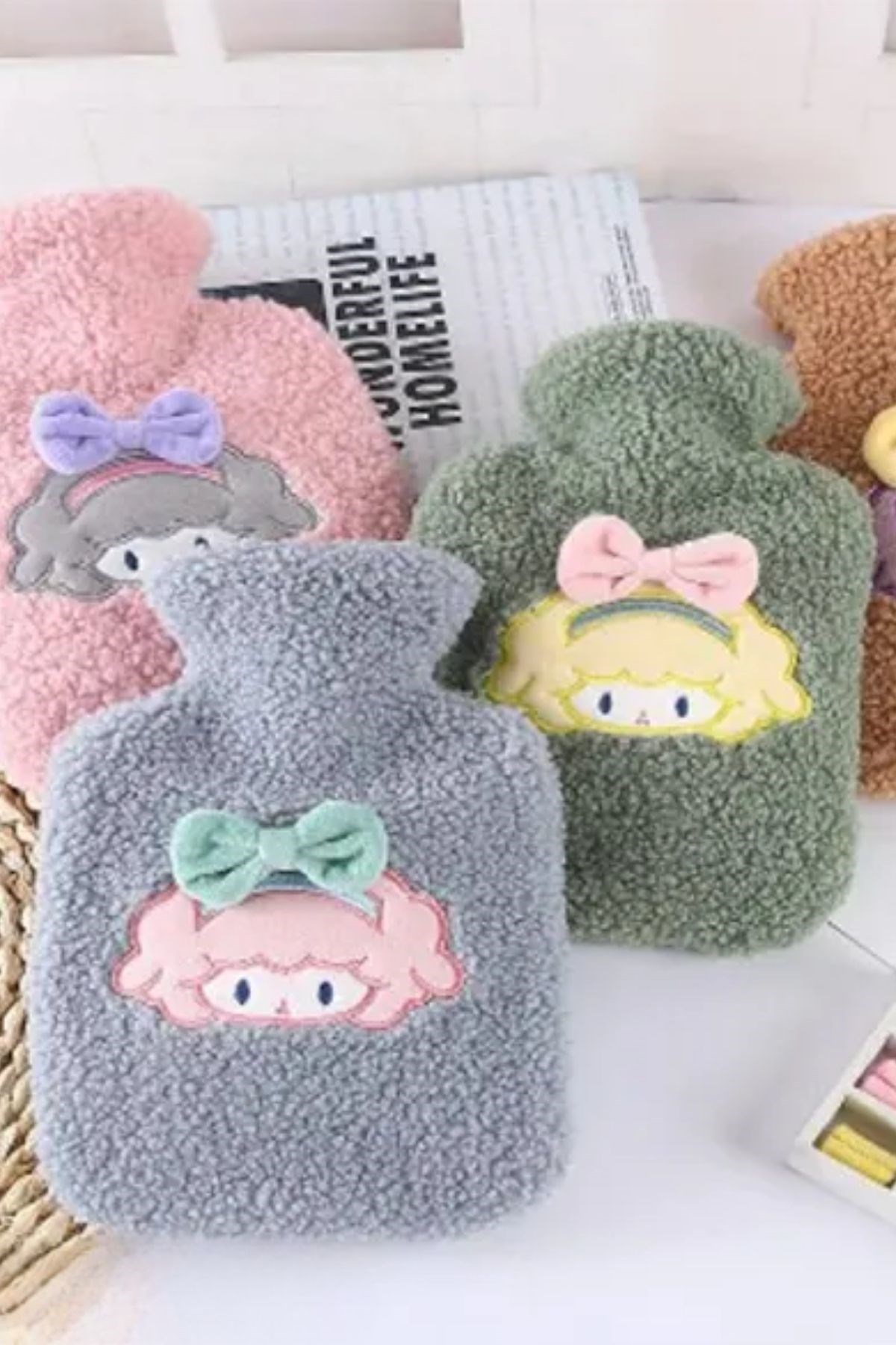 1 Litre Polar Peluş Örgülü,Kurdeleli Saçlı Kız Model Sıcak Su Torbası