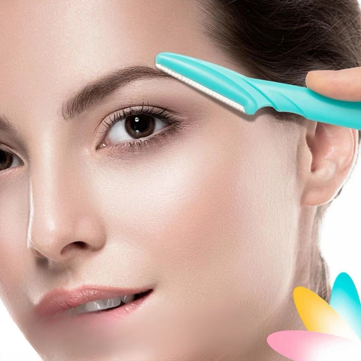 3’lü Kadın Kaş Usturası Seti – Hassas Ciltler İçin Güvenli Yüz Tüy Temizleme Bıçağı