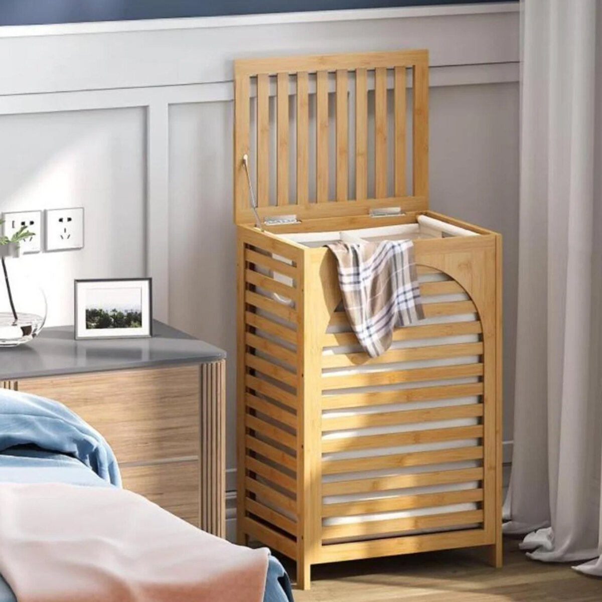 KALIN AHŞAP BAMBU KİRLİ ÇAMAŞIR SEPETİ KUMAŞ ÇANTALI SEPET=43X33X67CM