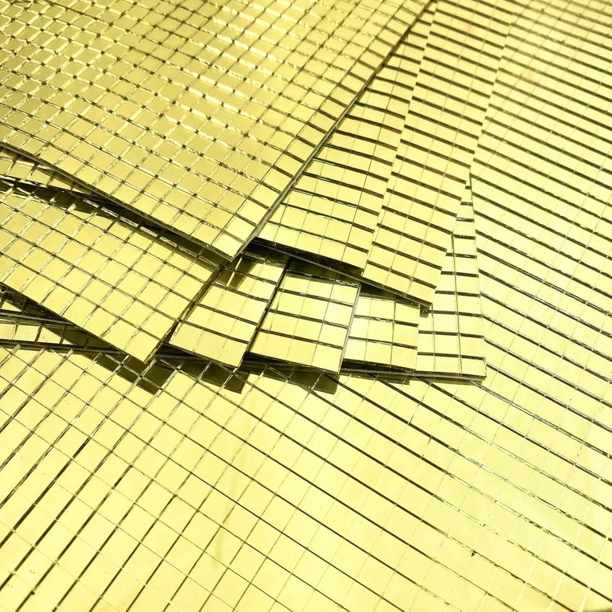 Kare Gold Cam Mozaik Fayans Çıkartmaları El İşi Kare Cam Fayans Kendinden Yapışkanlı Aynalı Dekor Panel 30x30 Cm