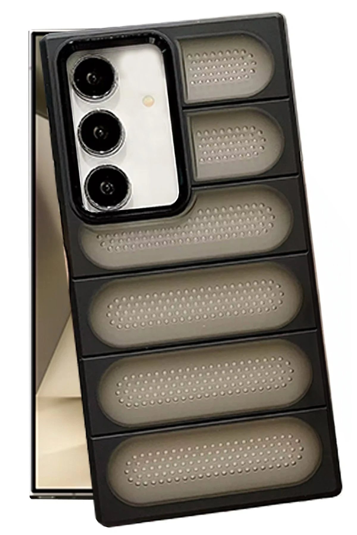 Newface Samsung Galaxy S24 Kılıf Airmax Silikon Kapak - Siyah