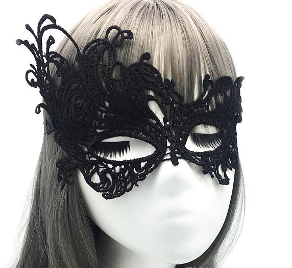 Siyah Renk Dantel İşlemeli Örgü İşlemeli Parti Maskesi Model 5