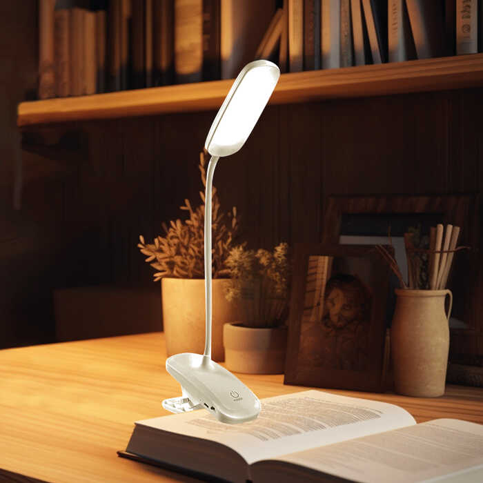 USB ŞARJLI MASA LAMBASI AV-7019