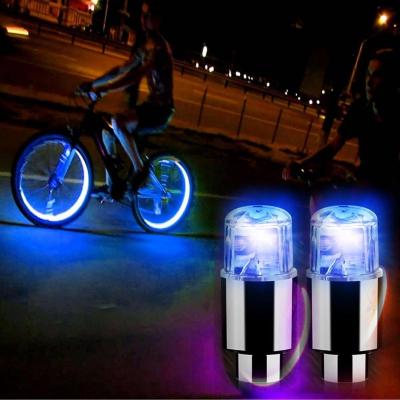 Araç ve Bisiklet İçin 2?li Mavi LED Hava Valfi Işık Kapakları?Gece Parlayan Lastik Lambası Sibop Kapağı