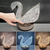 Kuğu Model Kristal LED Masa Lambası – Dokunmatik, 3 Renk Işık Modlu, Şarjlı Mini Dekoratif Gece Lambası