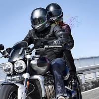 Y20 Motorsikletler İçin Kablosuz Bluetooth Kulaklıklı – Suya Dayanıklı, Uzun Ömürlü Batarya, Gürültü Engelleme Özellikli Kask Kulaklığı