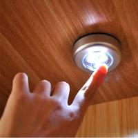 Kablosuz Spot Pilli Dokunmatik Led Lamba 3 Ledli Dolap Lambası