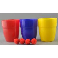 Kırmızı Top Kaybeden Renkli Kupalar Sihir Oyunu Sihir Malzemesi