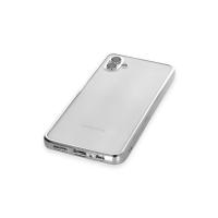 Newface Samsung Galaxy A04 Kılıf Razer Lensli Silikon - Gümüş