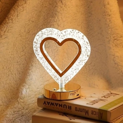 Kalp Şeklinde Kristal LED Masa Lambası ? Dokunmatik, 3 Renk Işık Modlu, Şarjlı Mini Dekoratif Gece Lambası