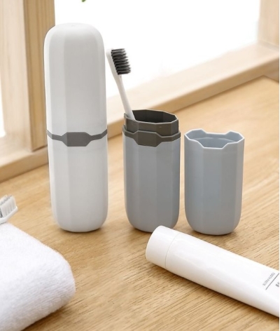 Seyahat Tipi Diş Fırçası ve Makyaj Fırça Kabı 2 Renk