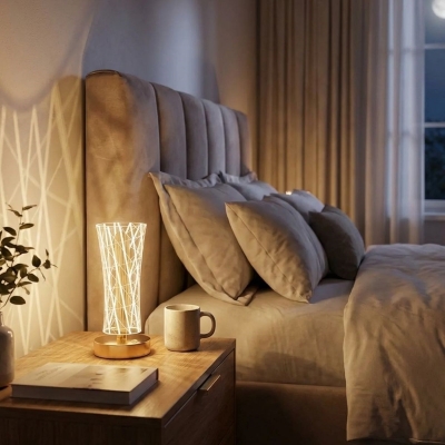 Silindirik Kristal Çizgi Model LED Masa Lambası ? Gold Tabanlı, Dokunmatik, 3 Renk Işık Modlu, Şarjlı Modern Dekoratif Gece Lambası
