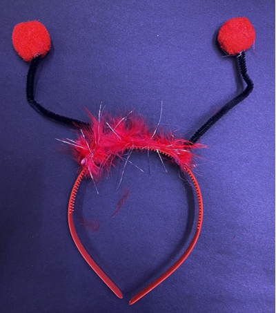 Kırmızı Ponponlu Gösteriler İçin Plastik Uğur Böceği Tacı