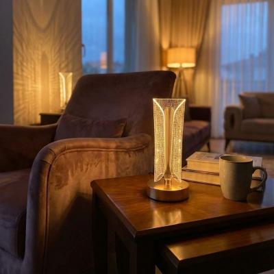 İki Yandan Kavisli Silindirik Çizgi Model Kristal LED Masa Lambası – Dokunmatik, 3 Renk Işık Modlu, Şarjlı Dekoratif Gece Lambası